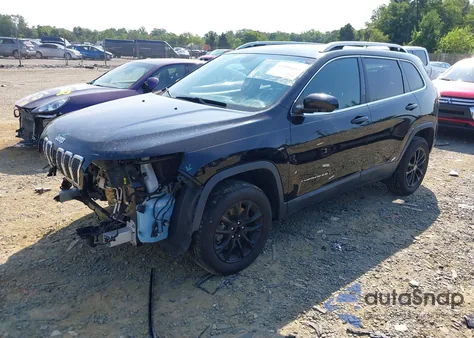 2019 Jeep Cherokee Latitude Plus 4X4 from USA, damaged, VIN 1C4PJMLX1KD271575